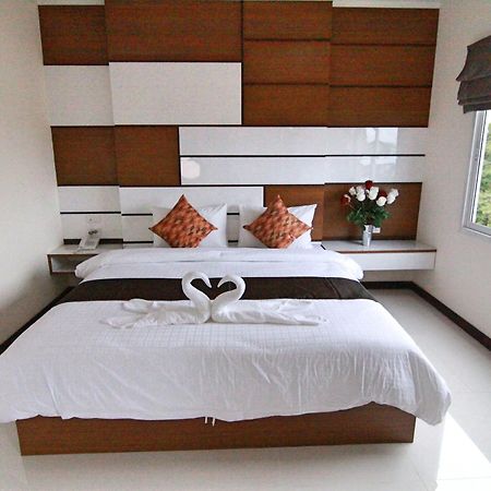 Ttt Hotel Хатъяй Экстерьер фото