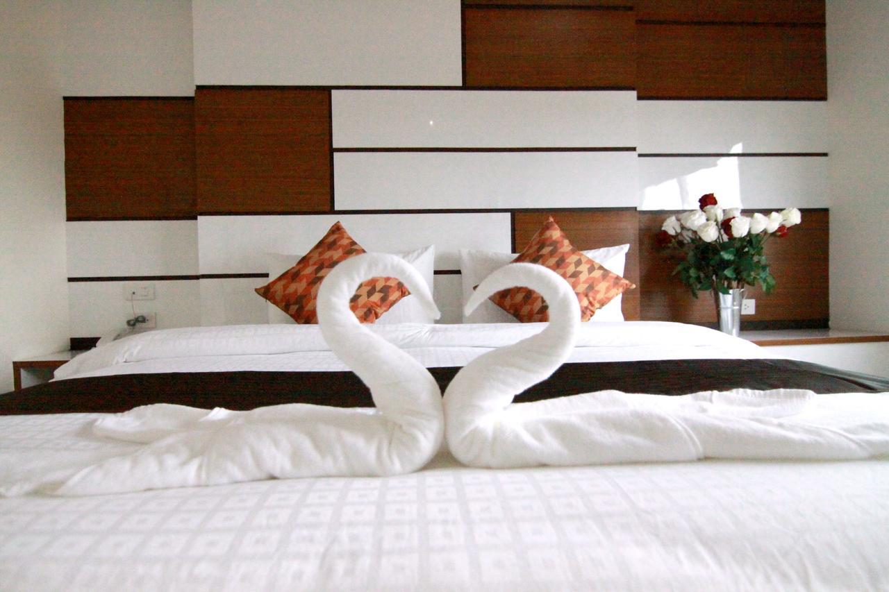 Ttt Hotel Хатъяй Экстерьер фото