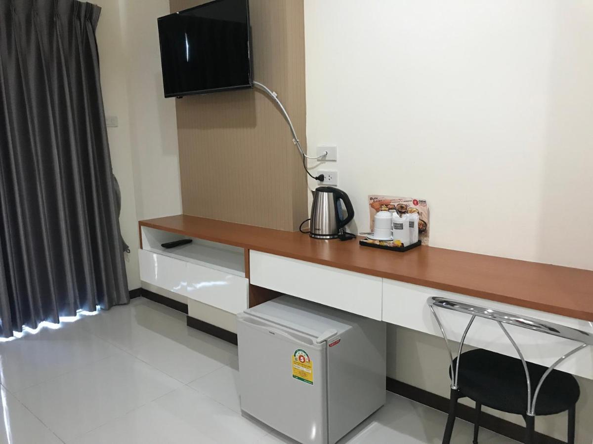 Ttt Hotel Хатъяй Экстерьер фото