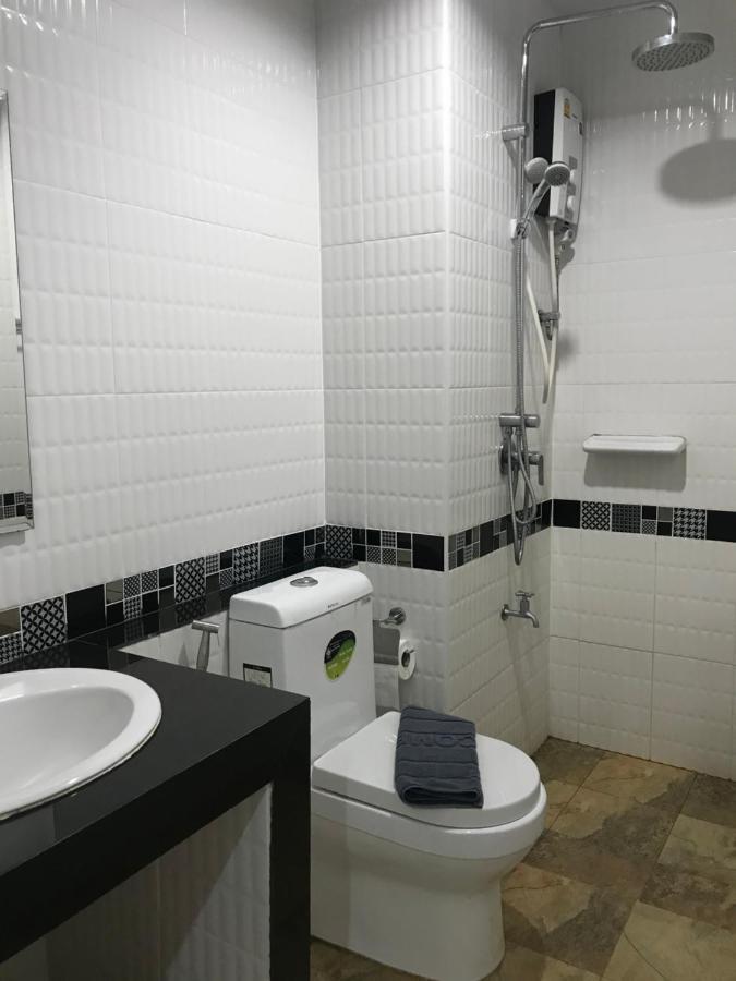 Ttt Hotel Хатъяй Экстерьер фото